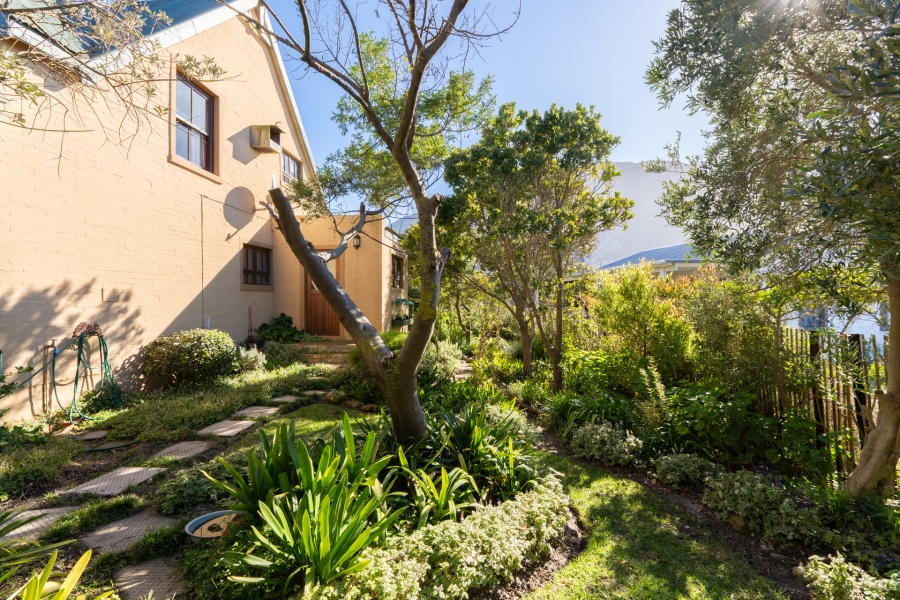 4 Bedroom Property for Sale in Bettys Bay Western Cape